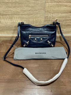 balenciaga hip