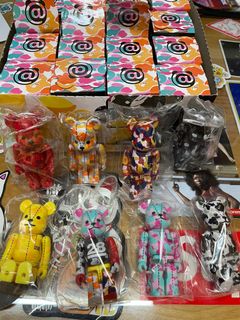 （分類：）位於 。 由 bearbrickshophk 提交（商品編號 1137586620，圖片 1）。簡介： 。