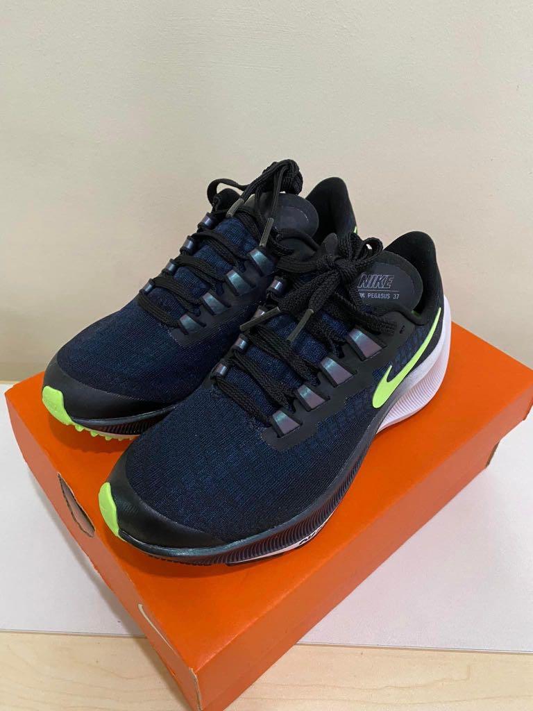 Brand new NIKE Air Zoom Pegasus 37 Running sports shoes shoelace