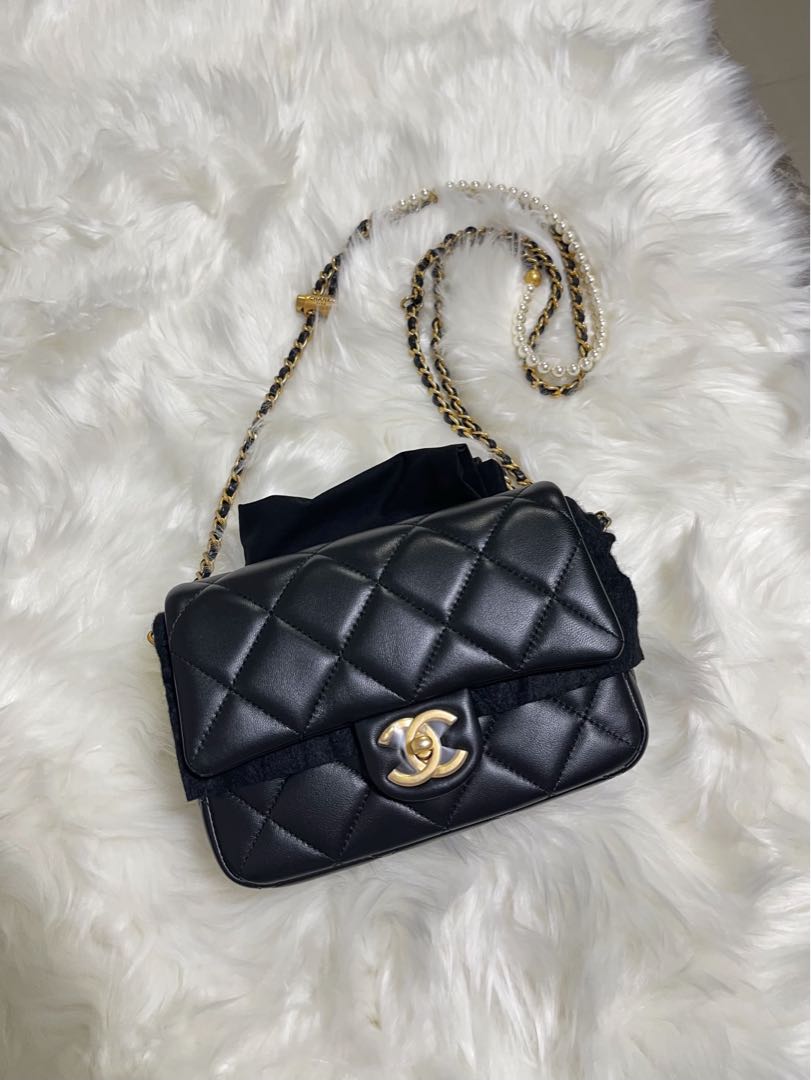 Mini flap bag, Lambskin & gold-tone metal, black — Fashion - Chanel