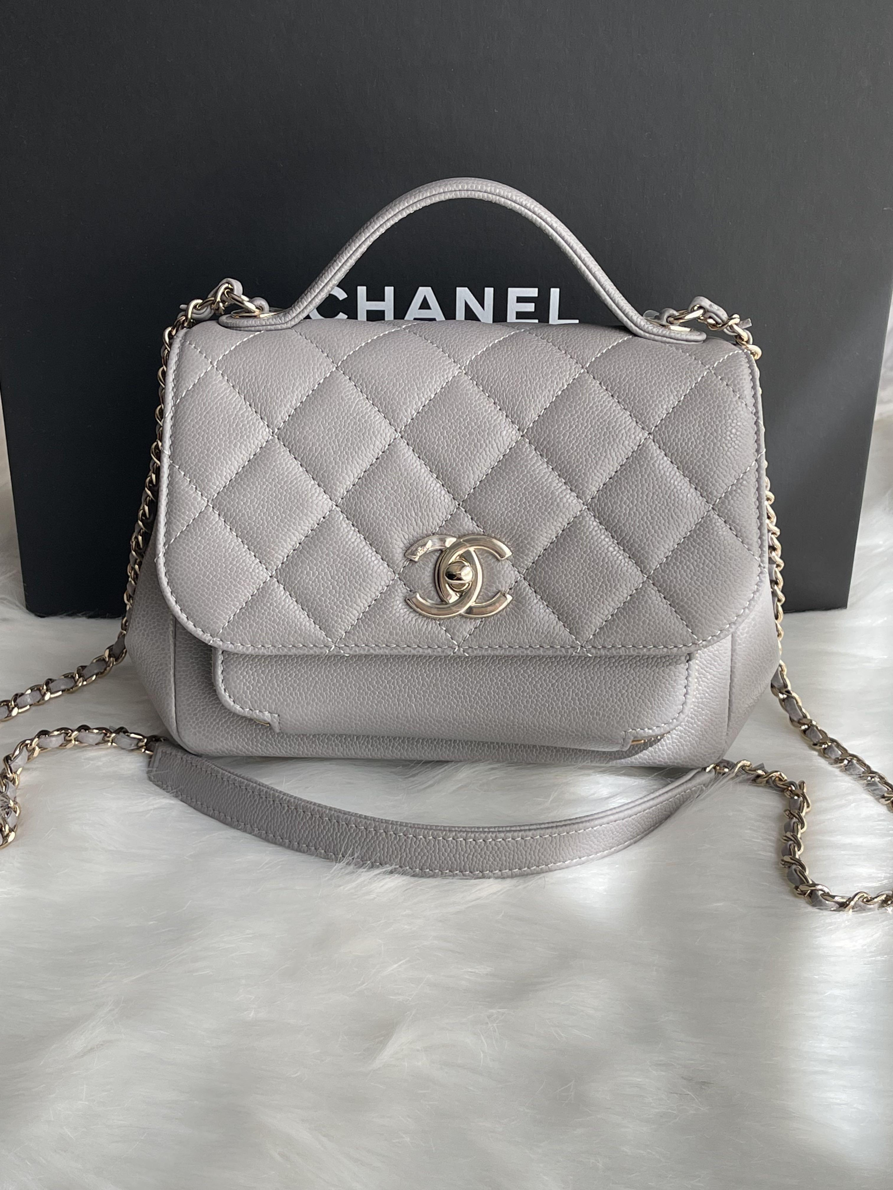 Chanel Gray Medium Business Affinity with Gold Hardware and Chanel Pink  Classic Small Pouch Unboxing and Overview, with Modeling Shots