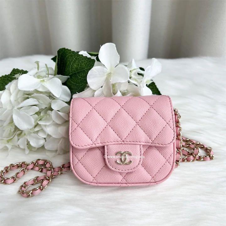 CHANEL, Bags, Auth Chanel 22c Rare Light Pink Caviar Zipped Card Holder  Coin Purse Bnib