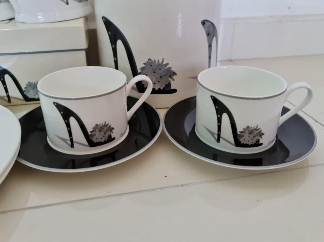 Christopher Vine plates and tea set, Furniture Home Living