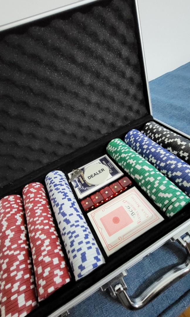 Poker Chips Rental Sevice (300 Chips), Hobbies & Toys, Toys & Games on  Carousell