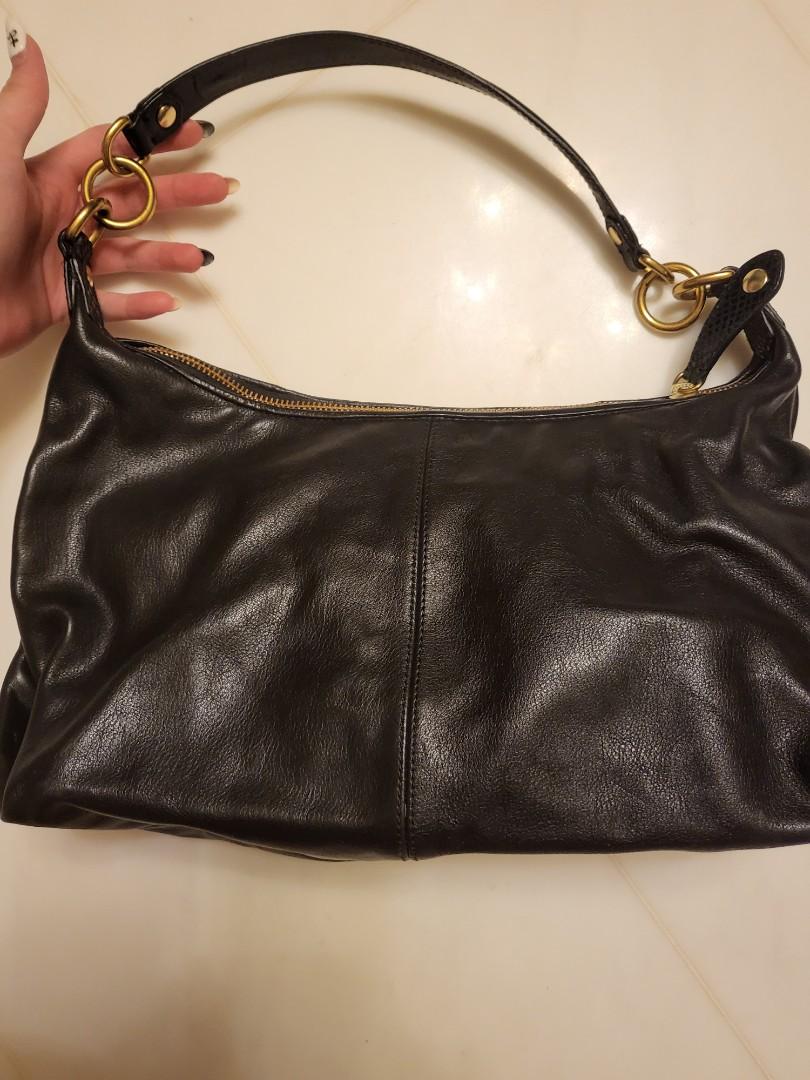 Medium black shoulder bag store
