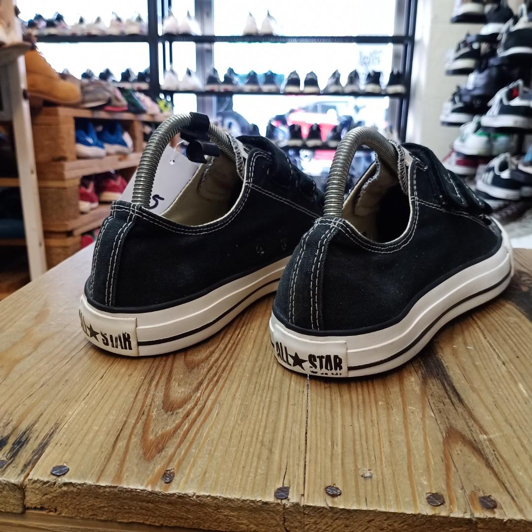 CONVERSE VELCRO STRAP Men s Fashion Footwear Sneakers on Carousell