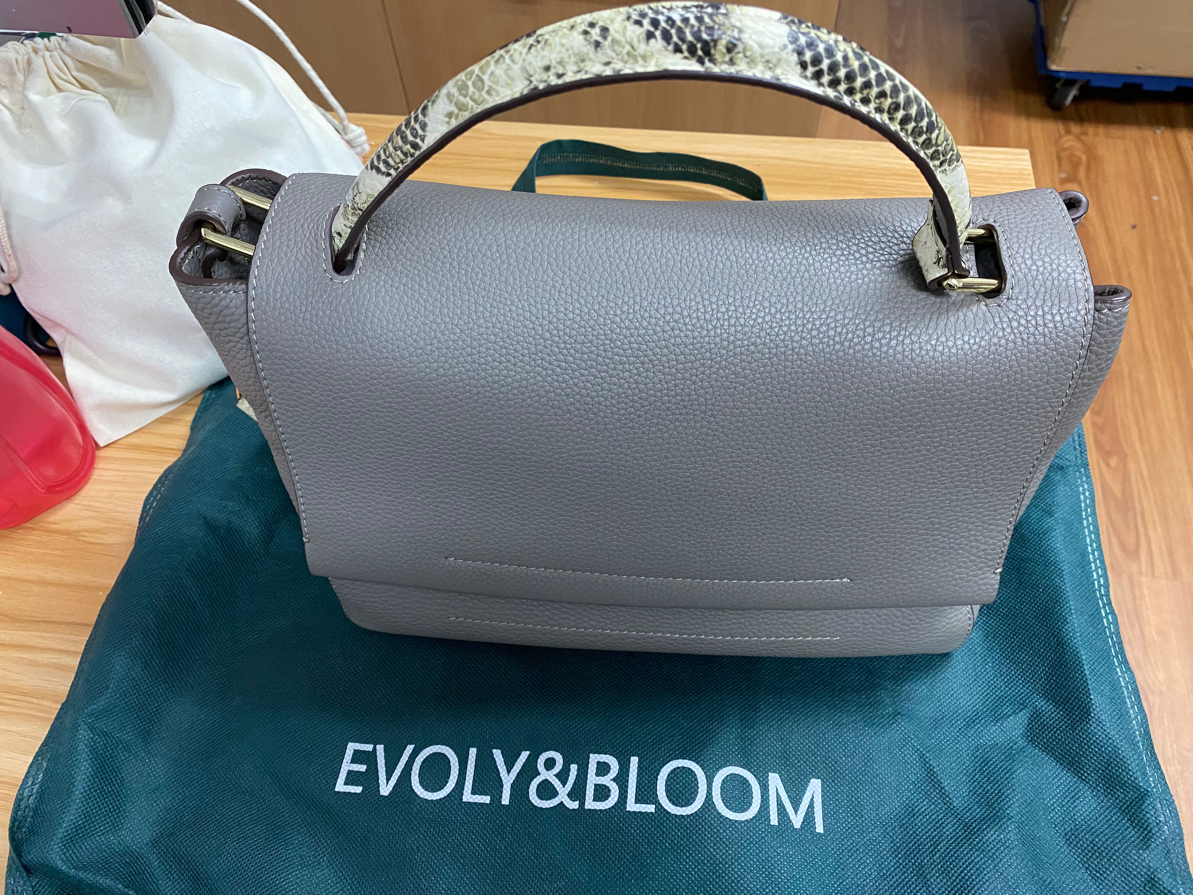 Evoly & Bloom Leather Bag (BRAND NEW), Women's Fashion, Bags & Wallets ...
