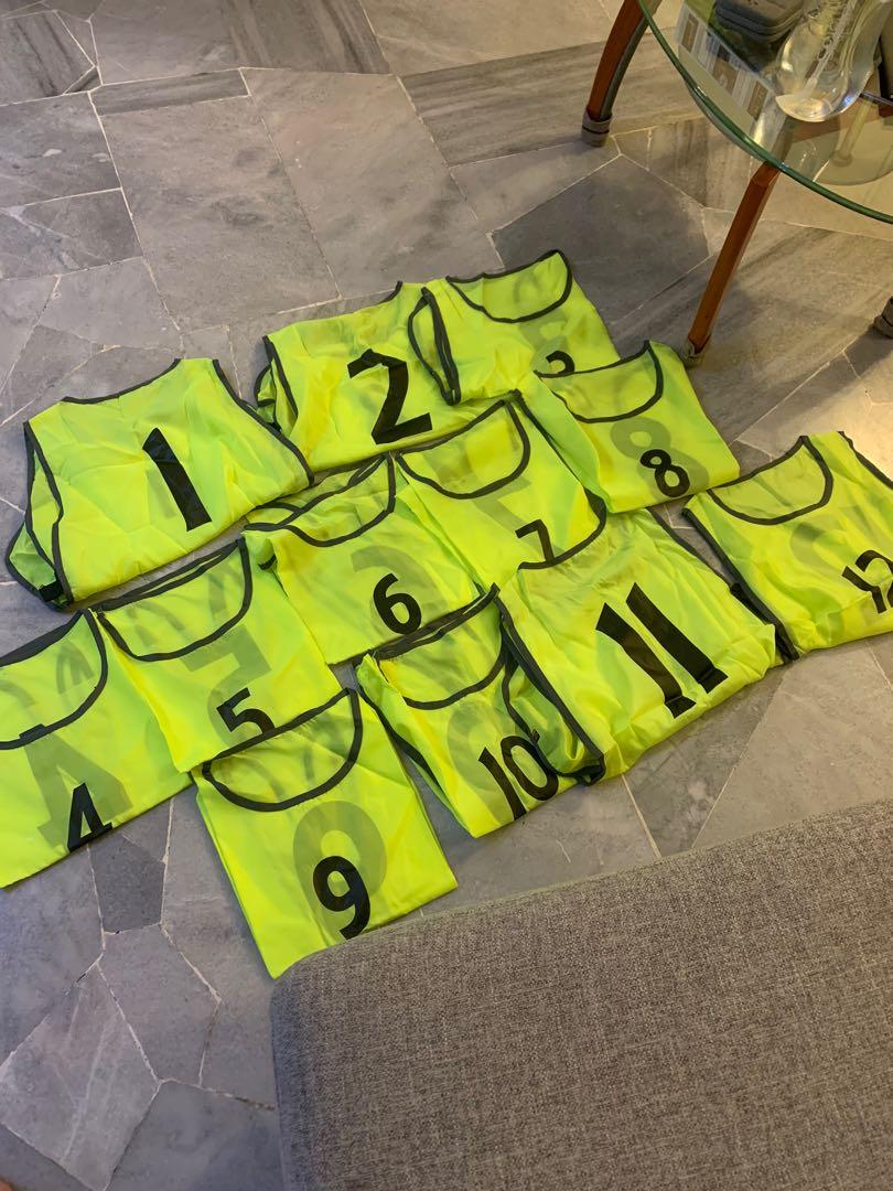 Football Bib (numbers 112), Men's Fashion, Activewear on Carousell