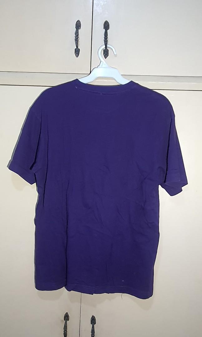 Giordano Shirt Men's Small (Category: Tshirts & Polo Shirts ) located in Quezon City. Submitted by narrbh (Listing ID 1137476661, Image 2). Description: Selling my used Giordano Shirt in Men's Size Small. Please offer a price as I want to get this off my hands already. Please feel free to message me! Would prefer to ship via grab, lalamove, gogo express due to the pandemic. (and for your safety as well).