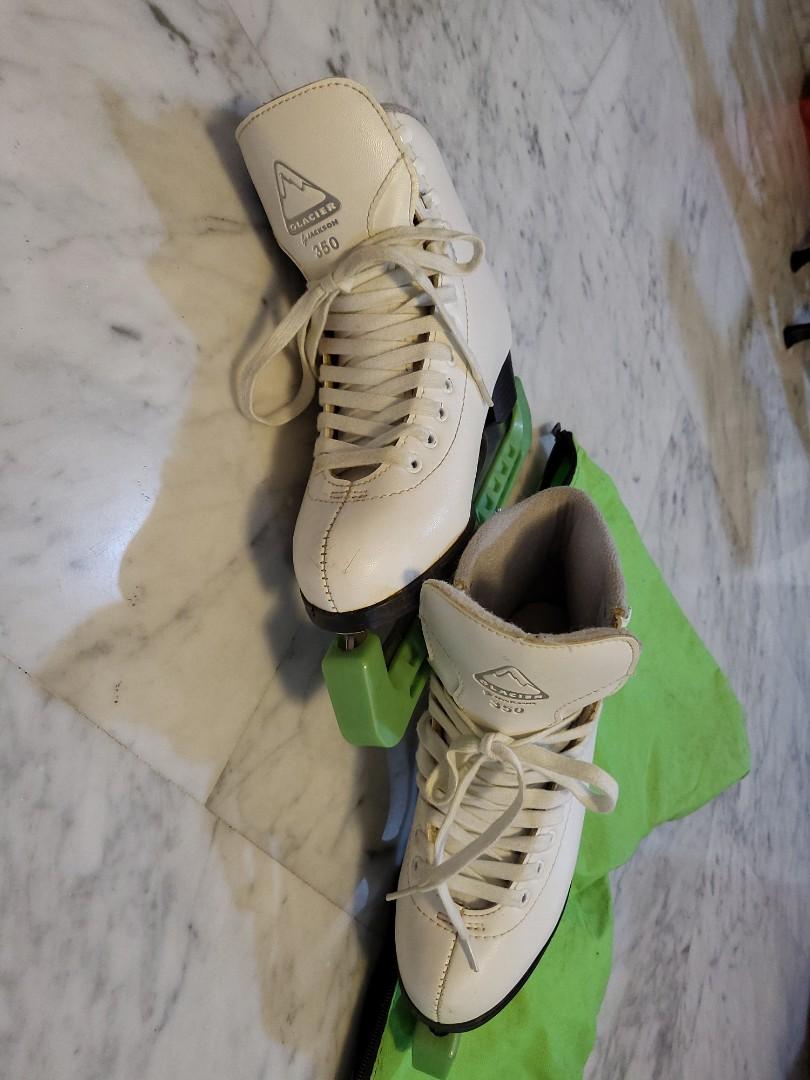 Ice Skating boots, Women's Fashion, Footwear, Boots on Carousell