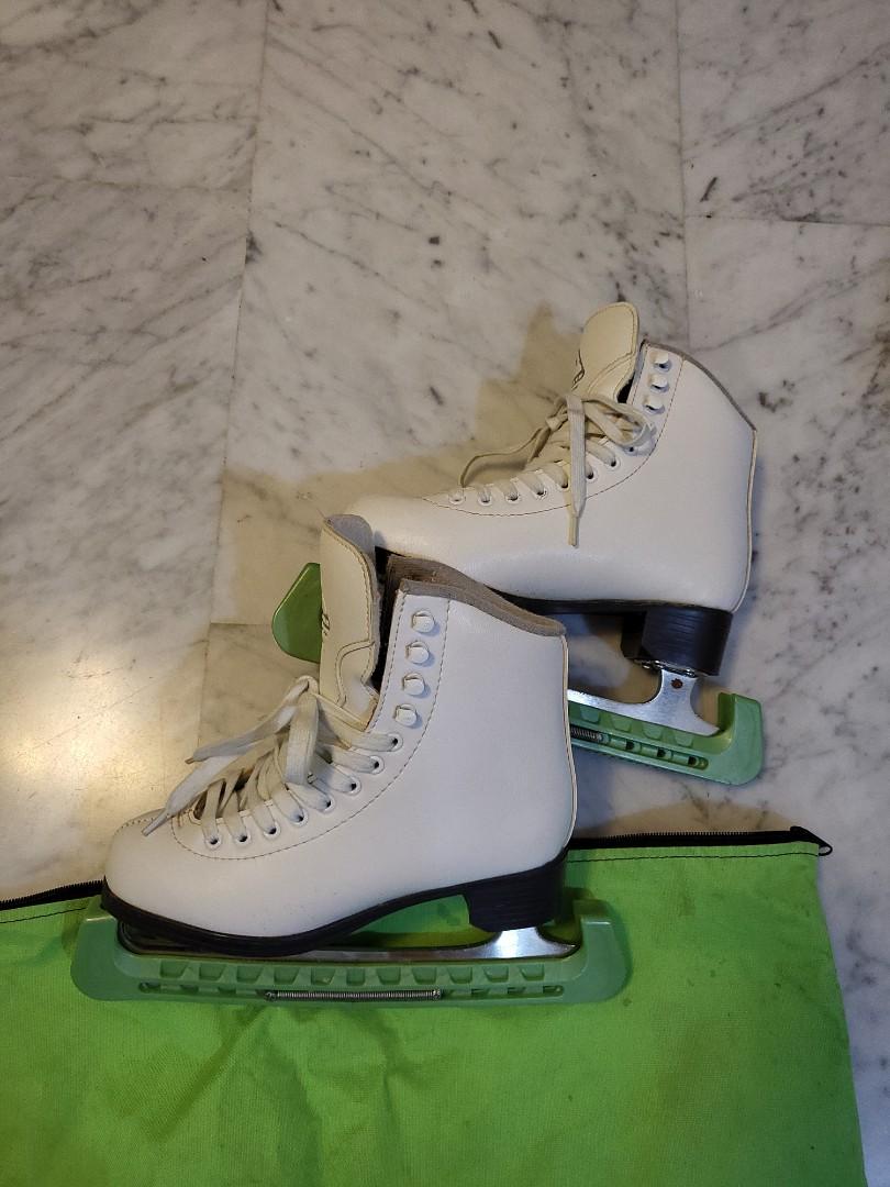 Ice Skating boots, Women's Fashion, Footwear, Boots on Carousell