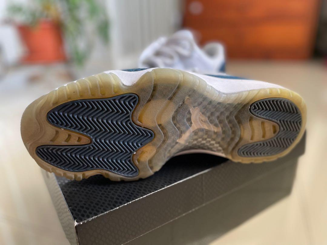 Jordan 11 retro low le clearance