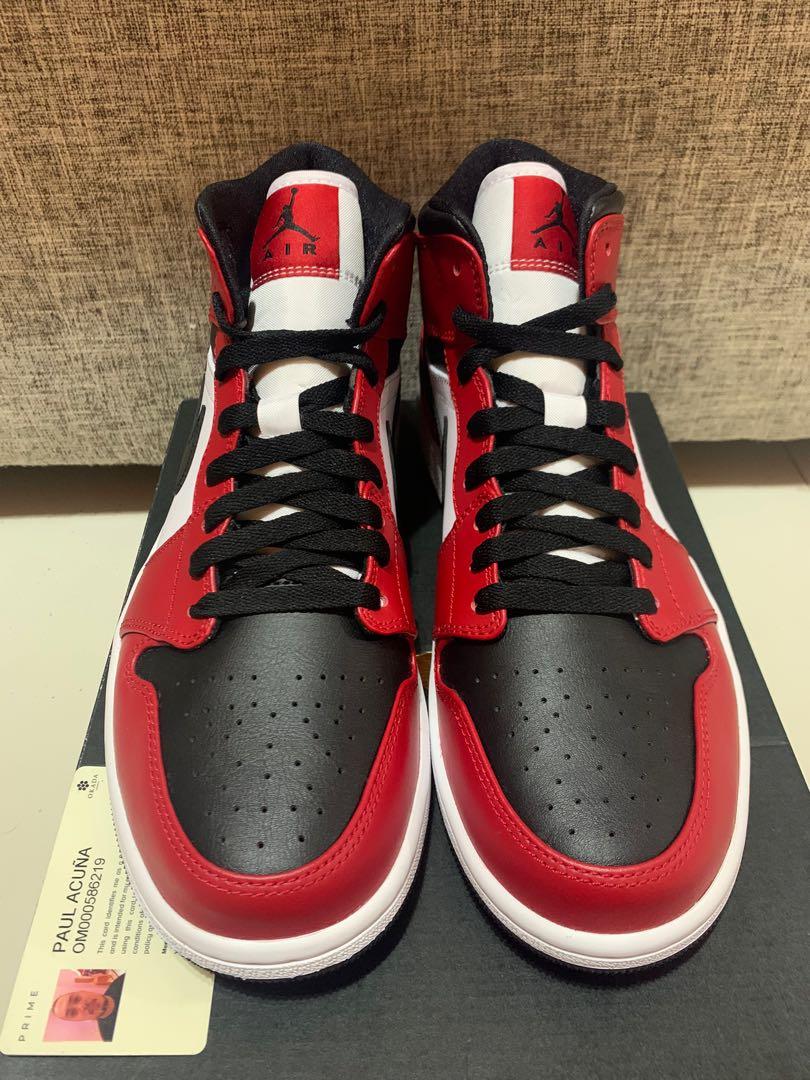 Jordan 1 Mid Chicago toe, Men's Fashion, Footwear, Sneakers on Carousell