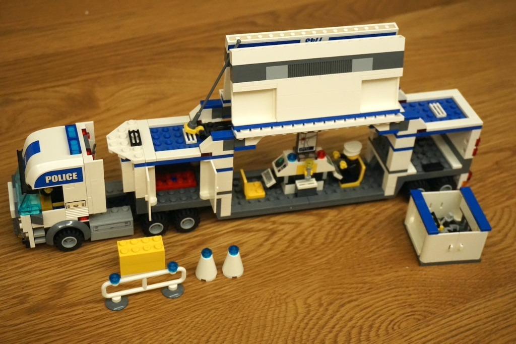 Lego police truck instructions 7743 best sale