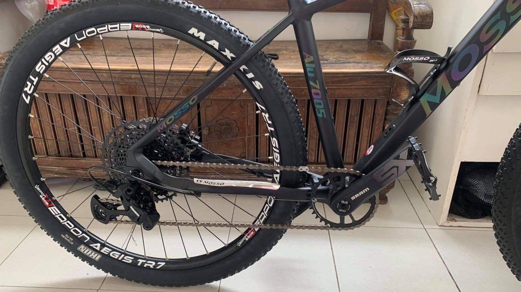 mosso falcon carbon