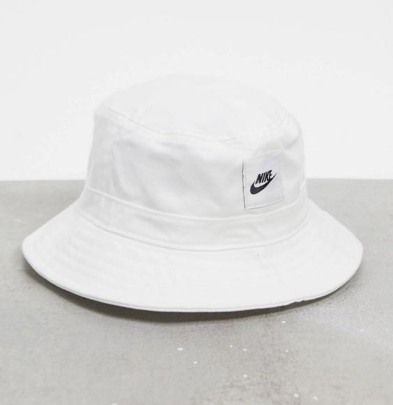 Nike Bucket Hat in White, Men's Fashion 