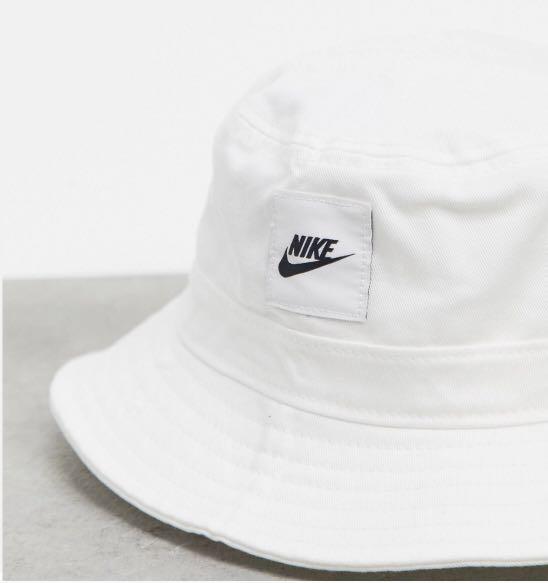 Nike Bucket Hat in White, Men's Fashion, Watches & Accessories, Caps
