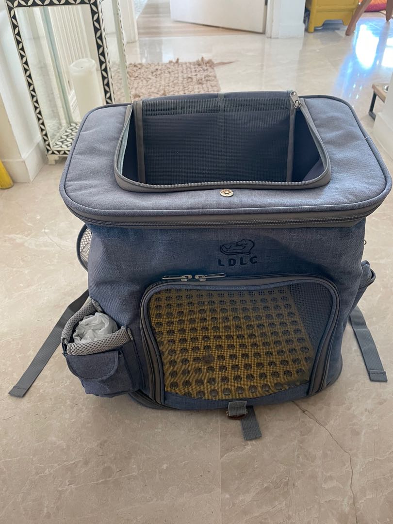 Outdoor Pet Carrier, Pet Supplies, Homes & Other Pet Accessories on