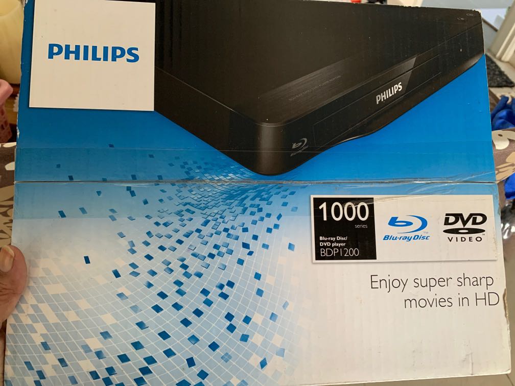 Philips 1000 series blu ray disk, TV & Home Appliances, TV