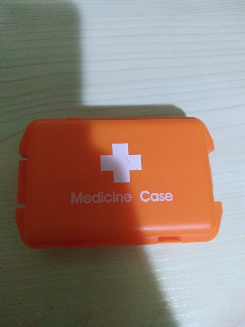 Portable Medicine Case (10 compartments), Health & Nutrition, Medical