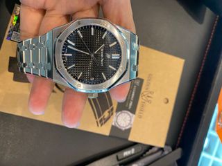 (Category: ) located in . Submitted by watch.care.concept (Listing ID 1137531488, Image 1). Description: .