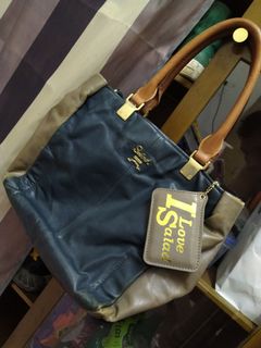 （分類：）位於 。 由 bbadalmk732 提交（商品編號 1137608544，圖片 1）。簡介： 。