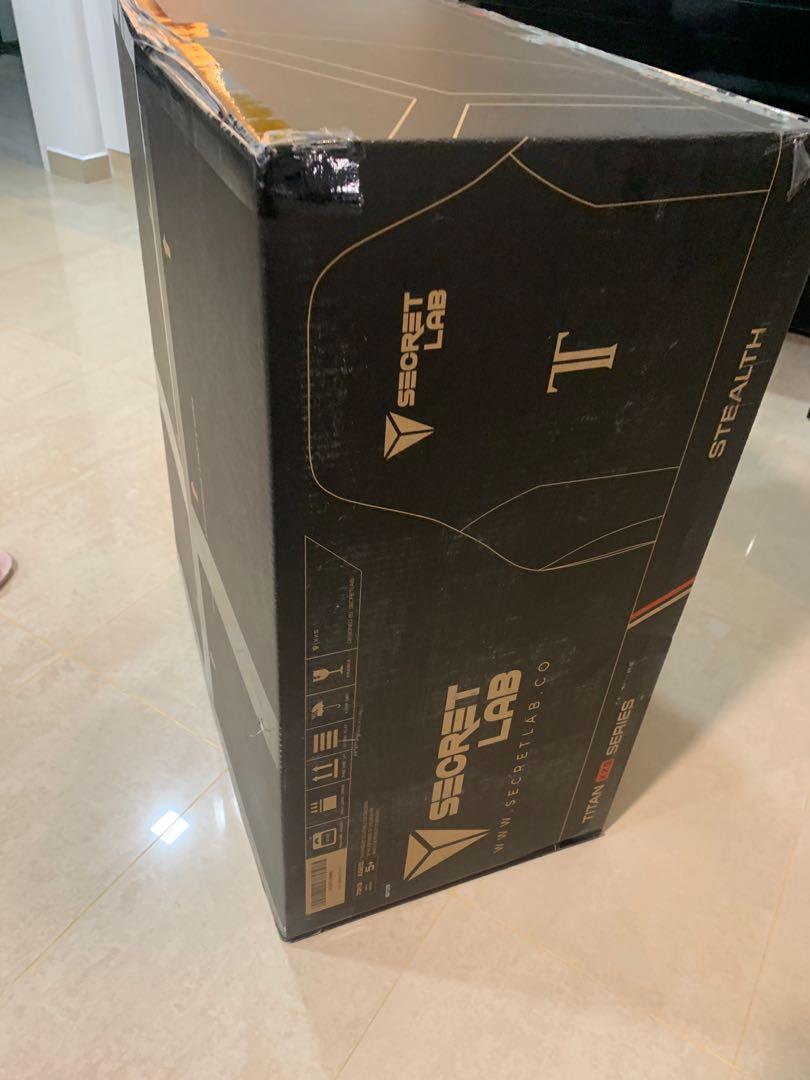 Secretlab Titan XXS chair BNIB sealed, Furniture & Home Living