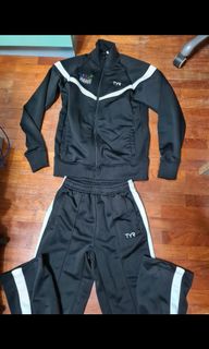 (Category: ) located in . Submitted by thriftshopparadise (Listing ID 1137651734, Image 1). Description: .