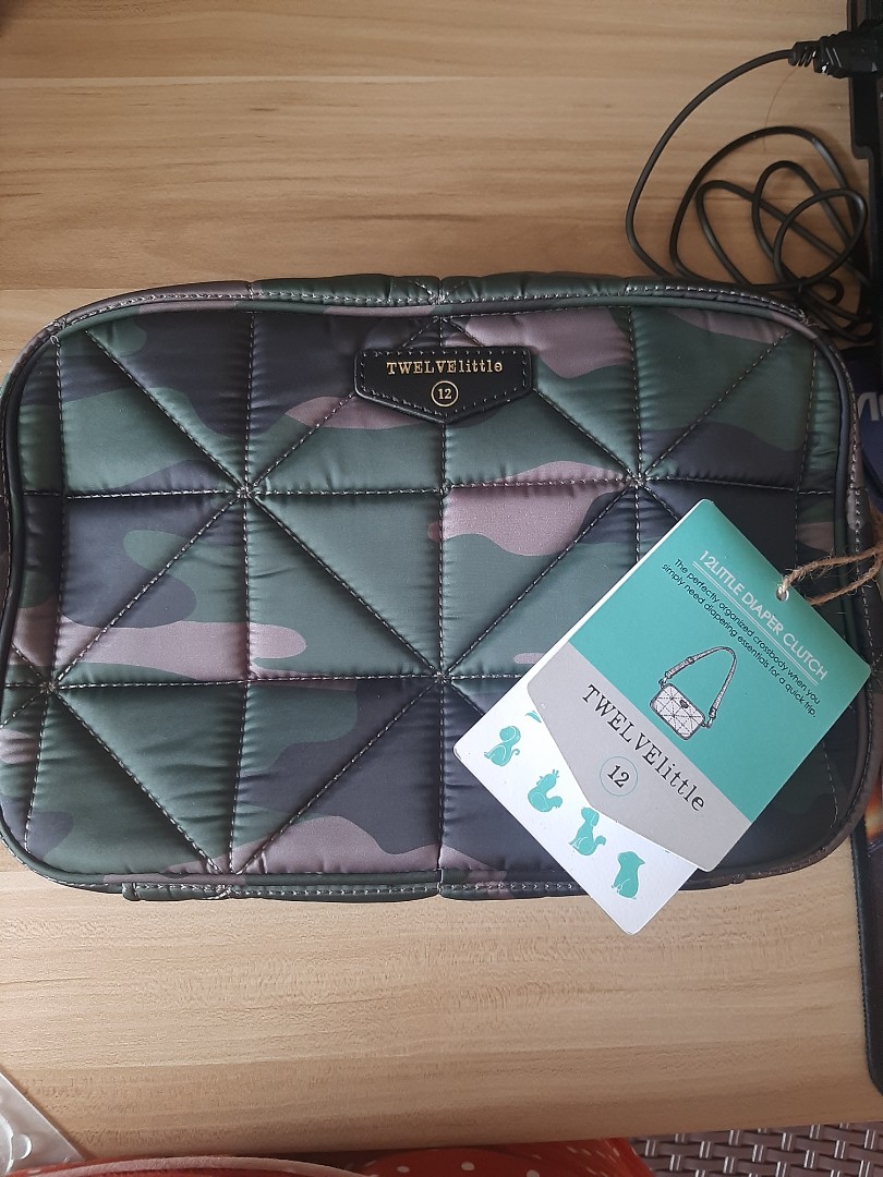 12 little diaper top clutch