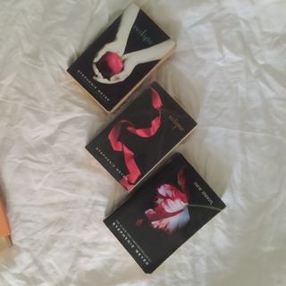(Category: ) located in . Submitted by thebookstrix.ph (Listing ID 1137524446, Image 1). Description: .