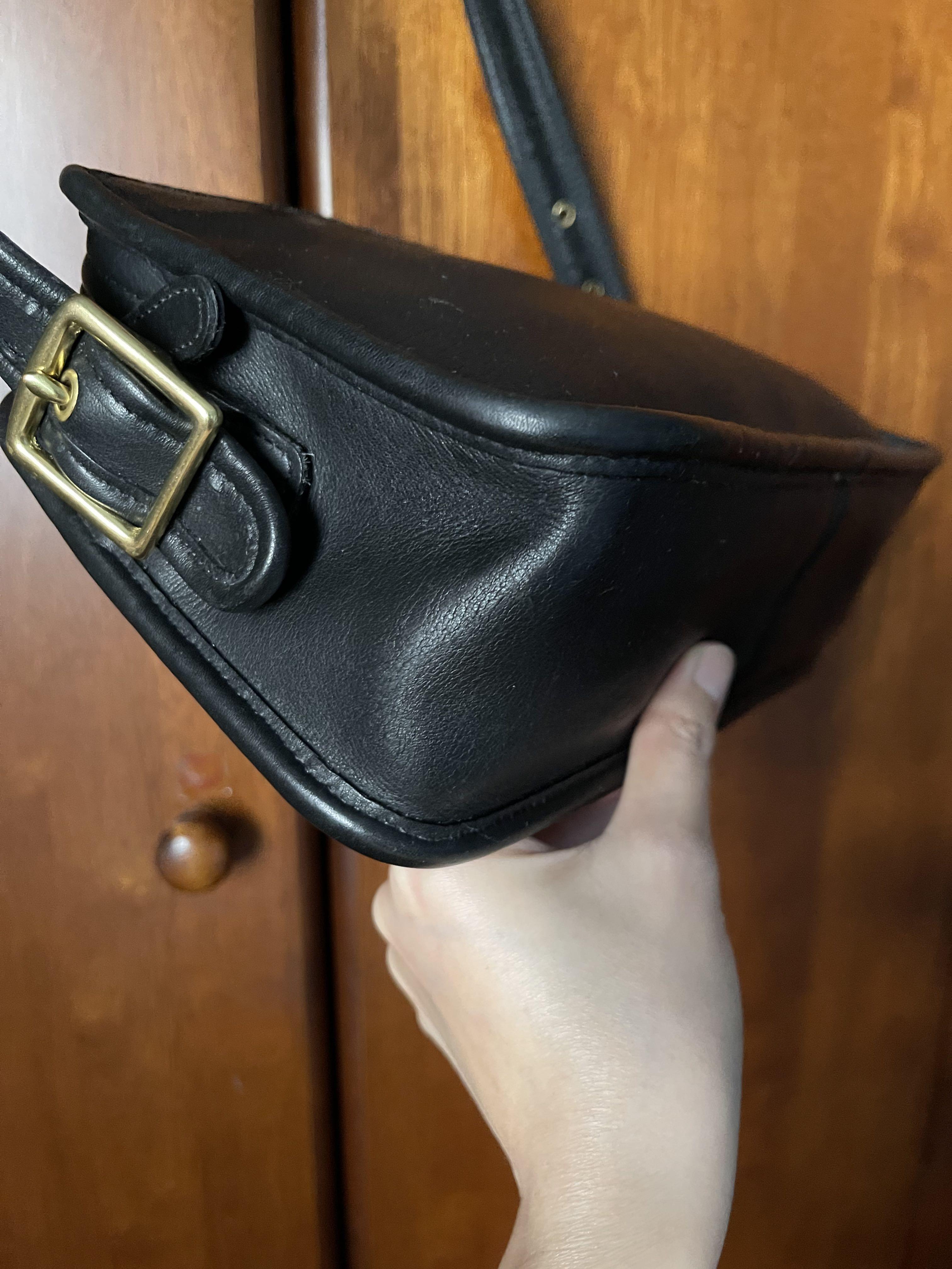 Vintage coach 9164 Legacy East West compartment bag Preloved