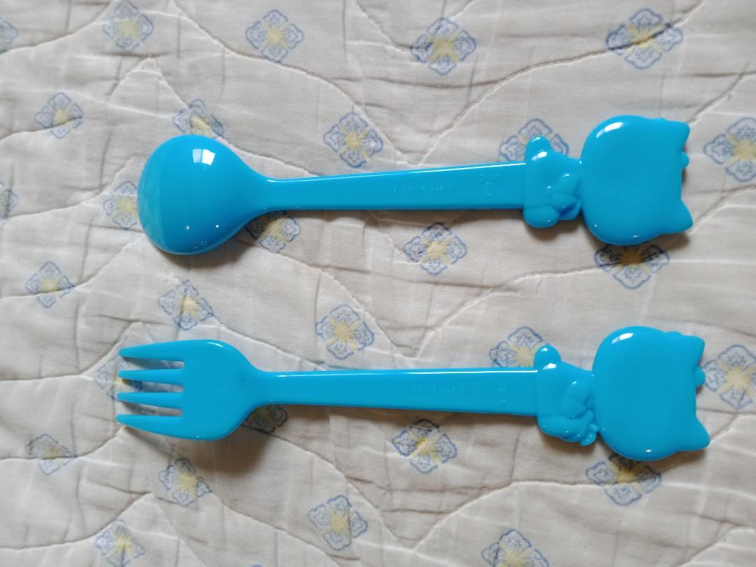 Vintage Sanrio Hello Kitty spoon & fork (Category: Dinnerware & Cutlery) located in Cainta. Submitted by belli_phats (Listing ID 1137529109, Image 2). Description: .