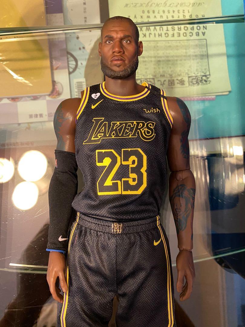 Lebron best sale 1 6