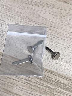 兩腳釘
