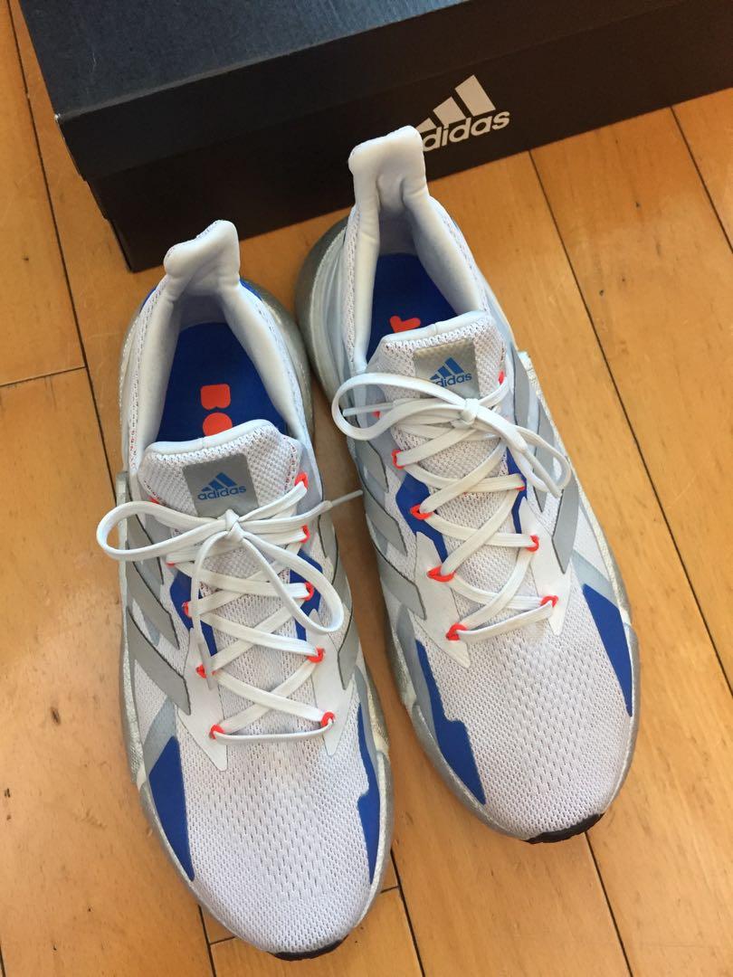 Adidas boost centauro top