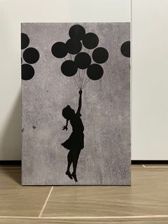 Flying balloons girl 1000% 出售| Carousell Hong Kong