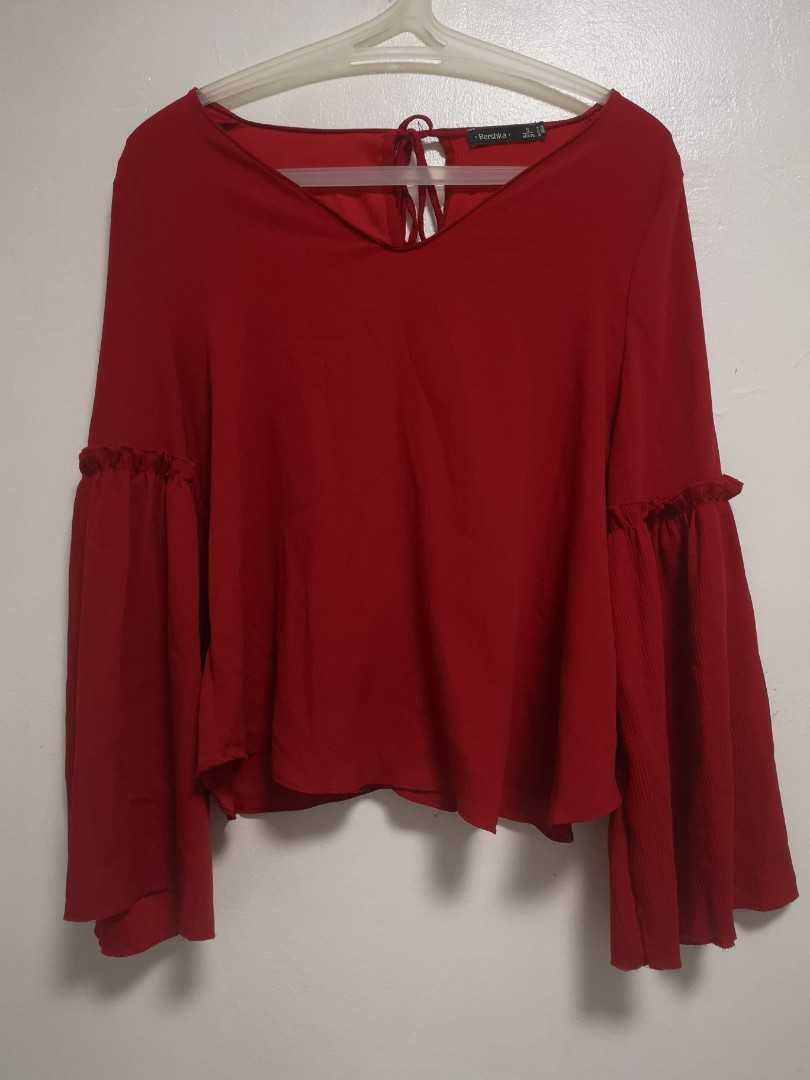 Bershka Red Top, Women's Fashion, Tops, Blouses on Carousell