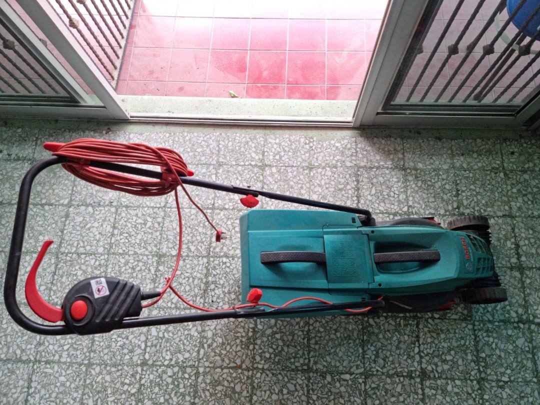 BOSCH ROTAK 32R Rotary Electric Lawn 