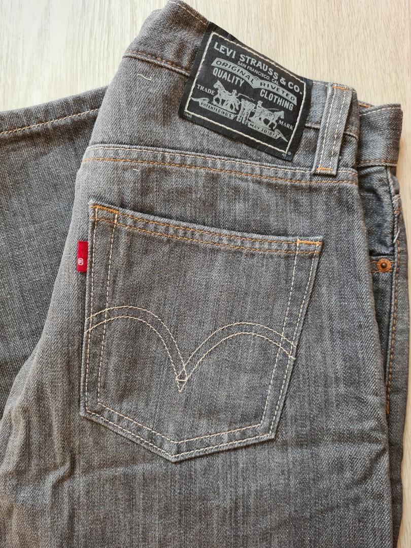 Brand New!) Levi's Jeans Men's 514 Slim Straight (30 x 30 Grey), Men's  Fashion, Bottoms, Jeans on Carousell