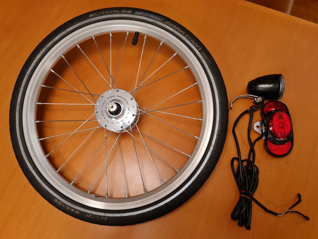 Brompton dynamo shop wheel
