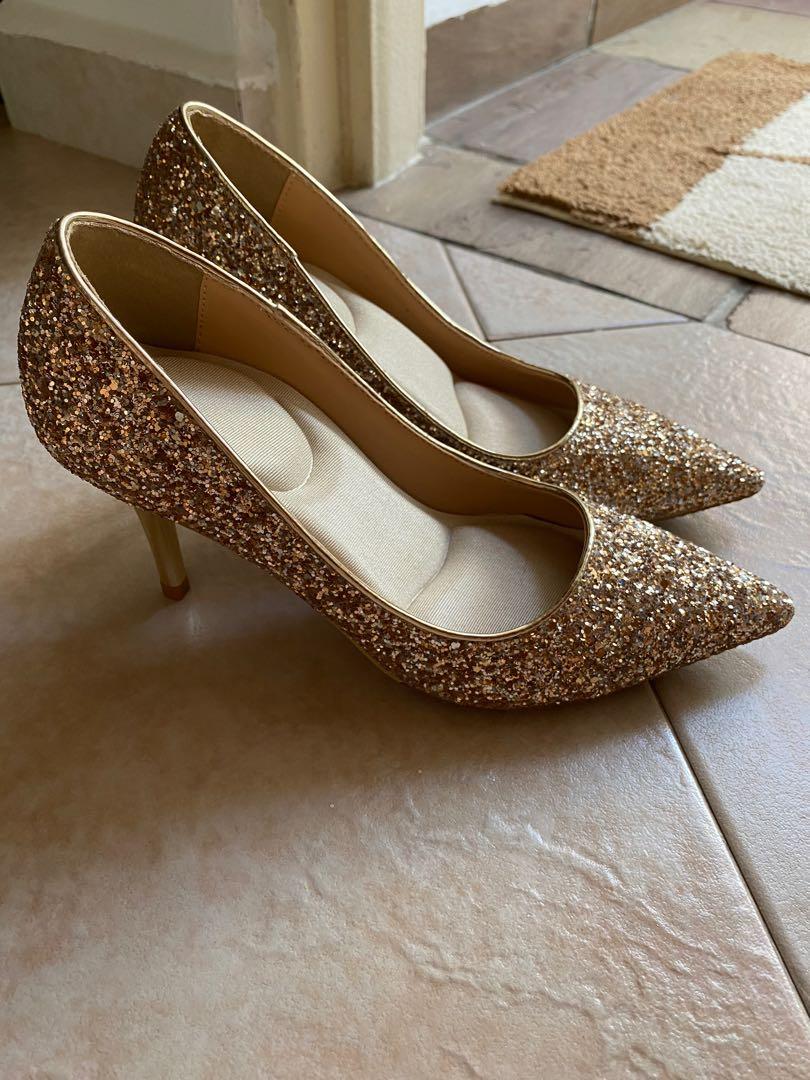 Gold best sale glitter stilettos