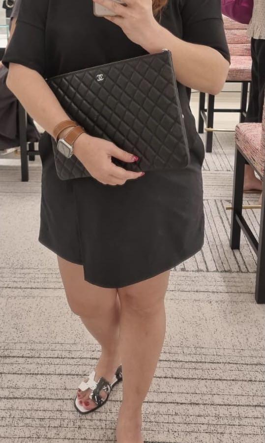 Chanel large top o case