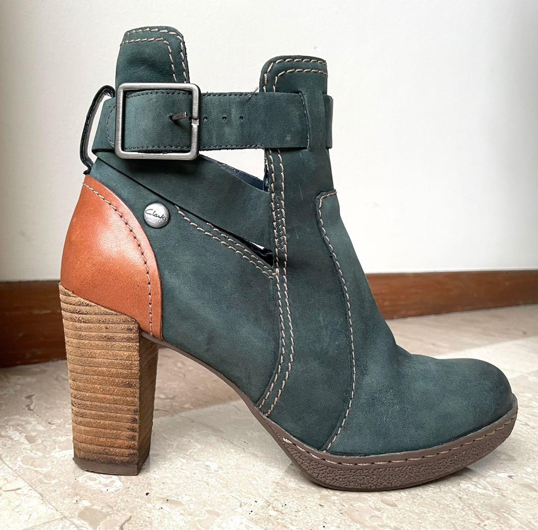 Clarks High Heel Boots in leather and suede Size UK 5
