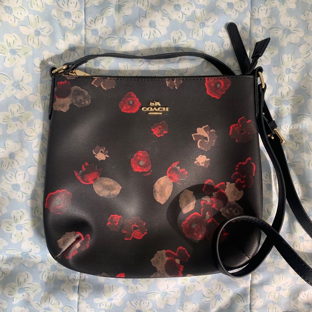 Coach Sling Crossbody Bag Preloved, Women's Fashion, Bags & Wallets