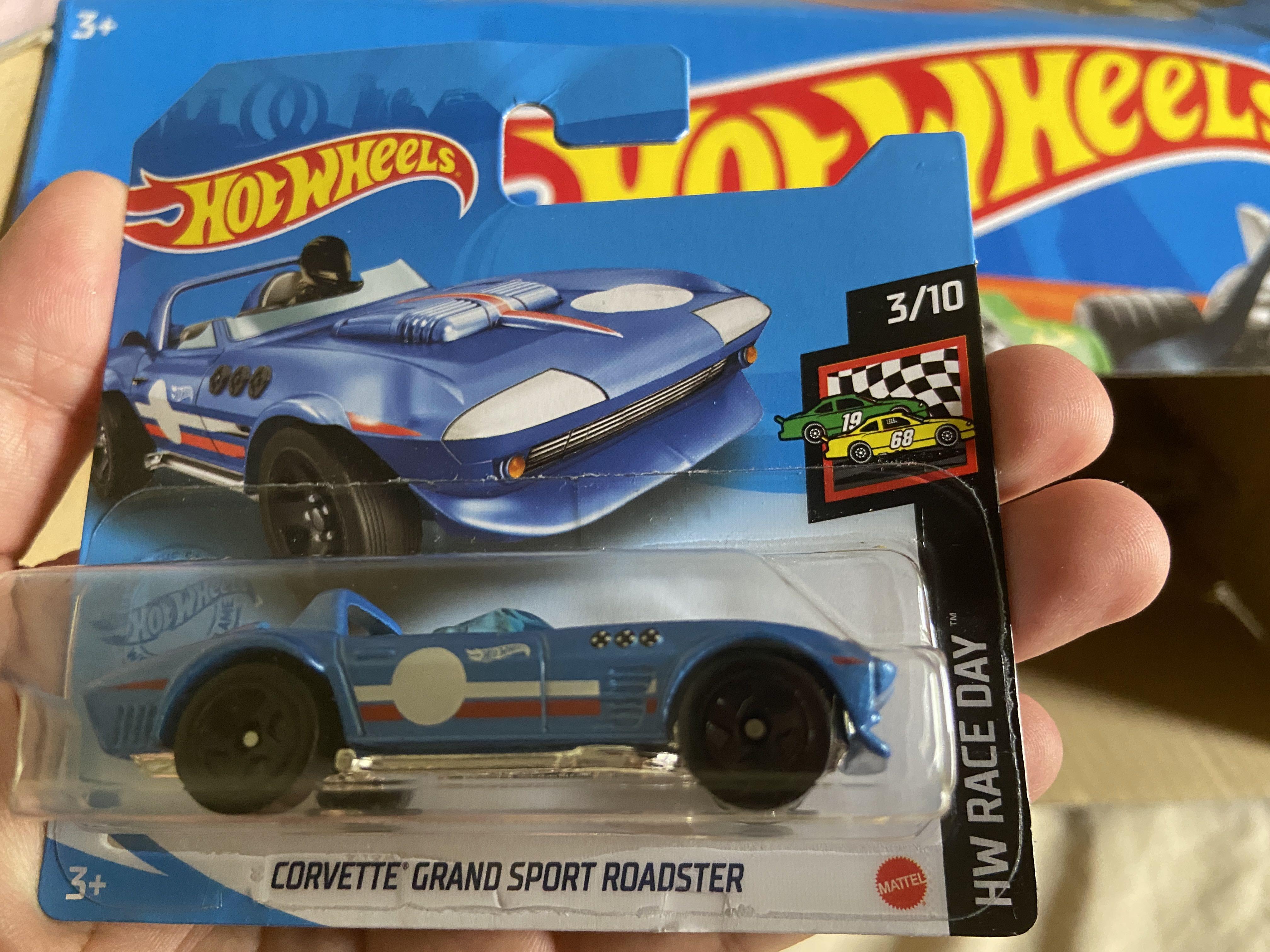 Corvette Grand Sport Roadster HW Race Day Hot Wheels 