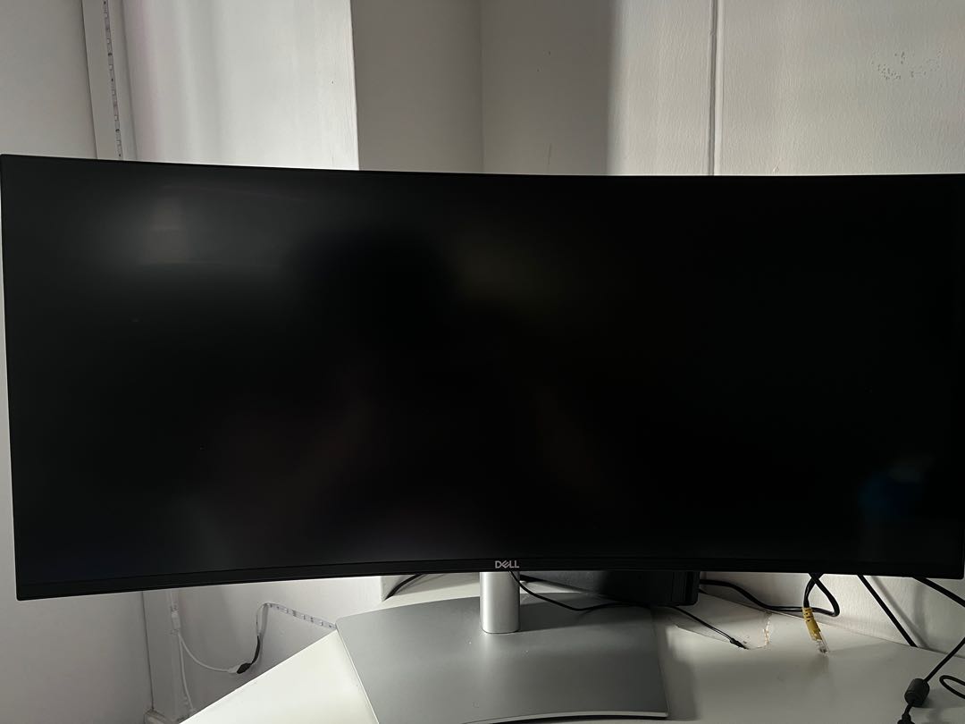 Dell UltraSharp 34 Curved USB-C Hub 