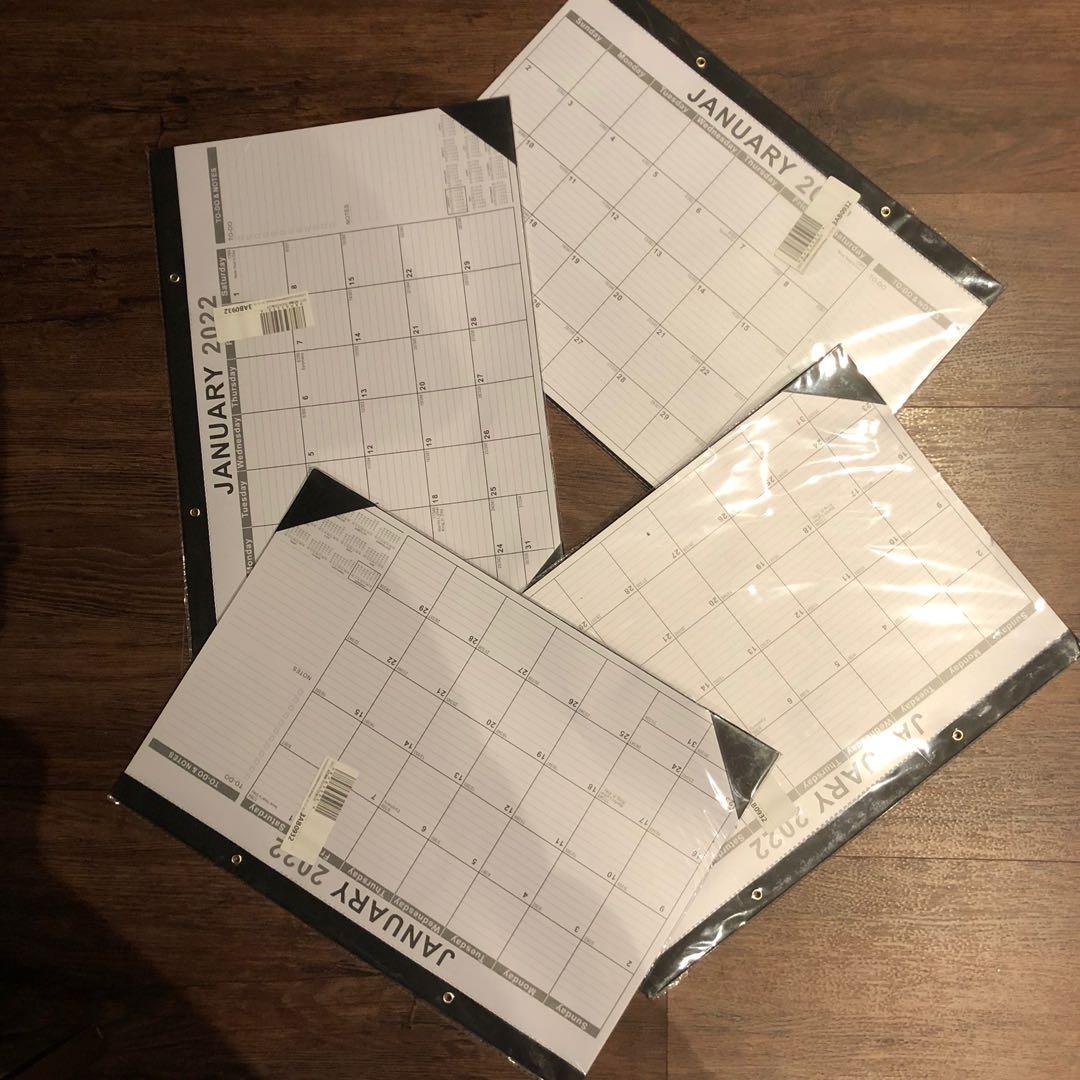 Desktop planner Calendar 2022, Hobbies & Toys, Stationery & Craft