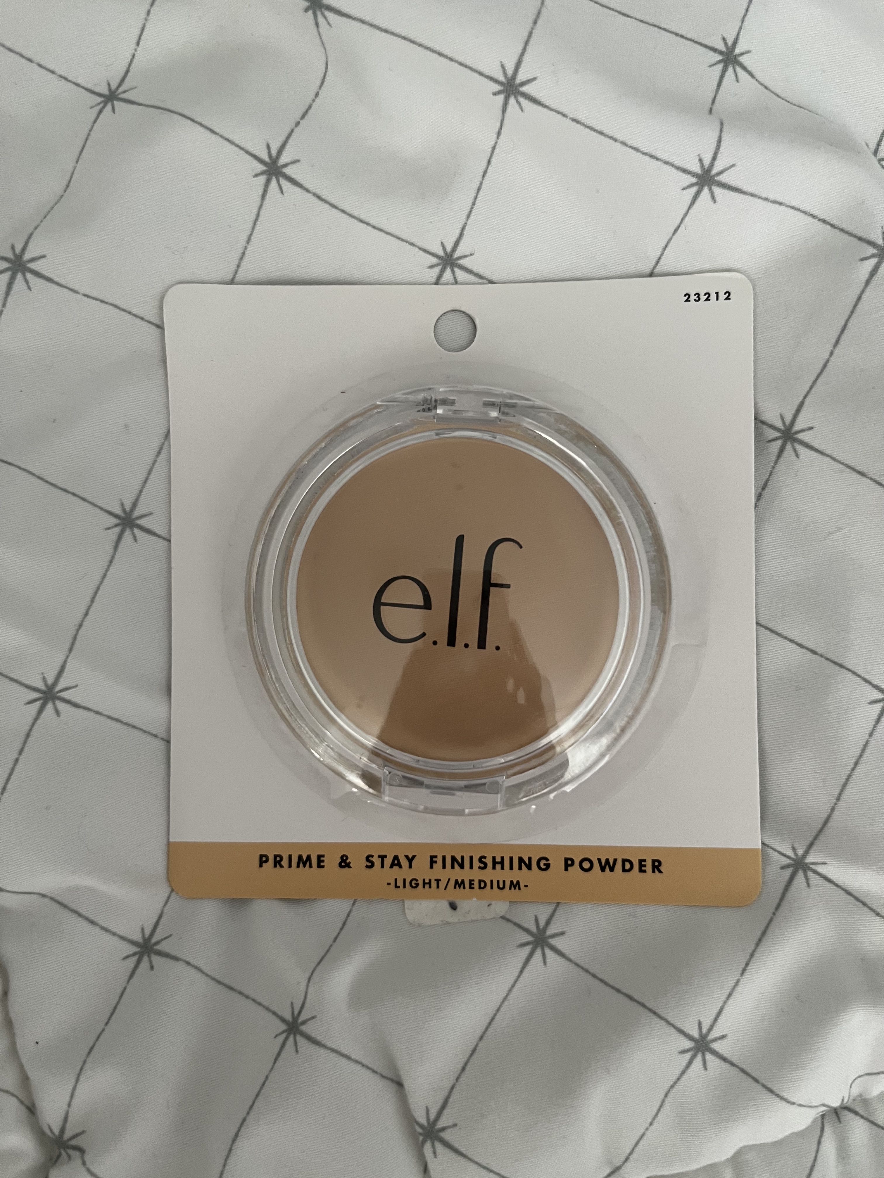 ELF prime and stay finishing powder, Beauty & Personal Care, Face