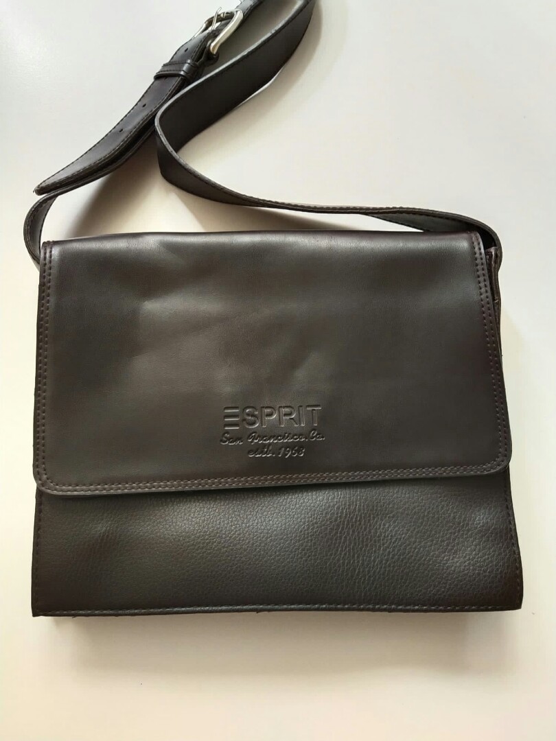 esprit sling bag Women s Fashion Bags Wallets Cross body Bags on Carousell
