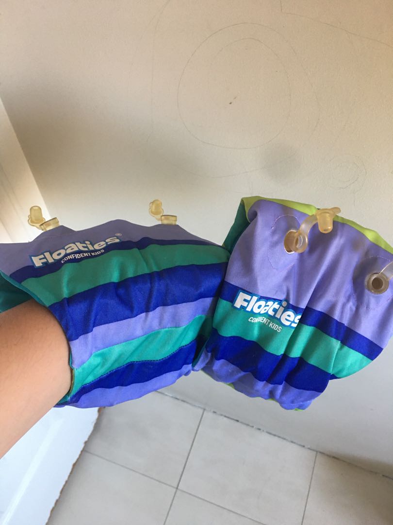 Floaties arm floaters, Sports Equipment, Sports & Games, Water Sports